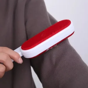 Alternative view of Self-Cleaning Pet Hair Roller
